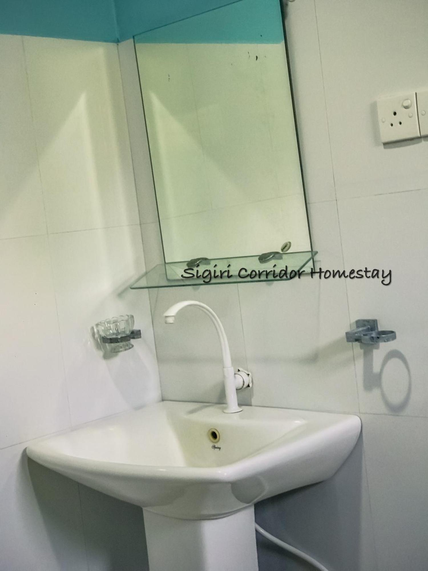 Sigiri Corridor Home Stay سيغيرِيا الغرفة الصورة